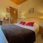 Hotel Logis & Beau-site 3*