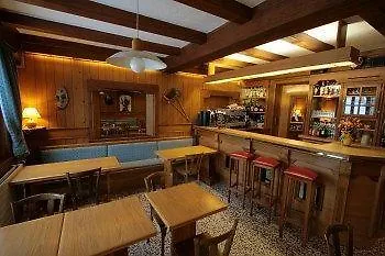 Hotel Logis & Beau-site Saint-Jean-de-Sixt