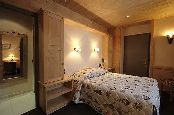 Logis & Beau-site Hotel