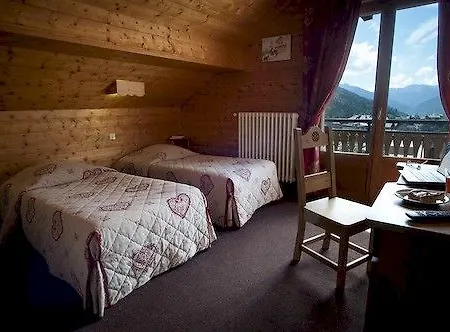 Logis & Beau-site Hotel 3*