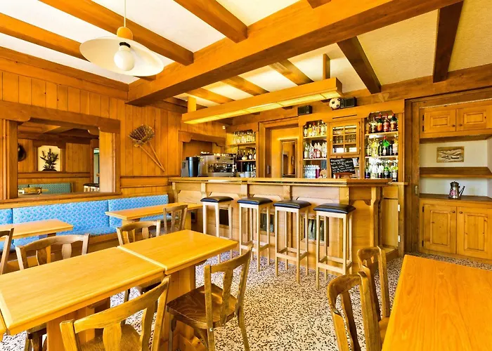 Hotel Logis Hotel&spa Beau-site
